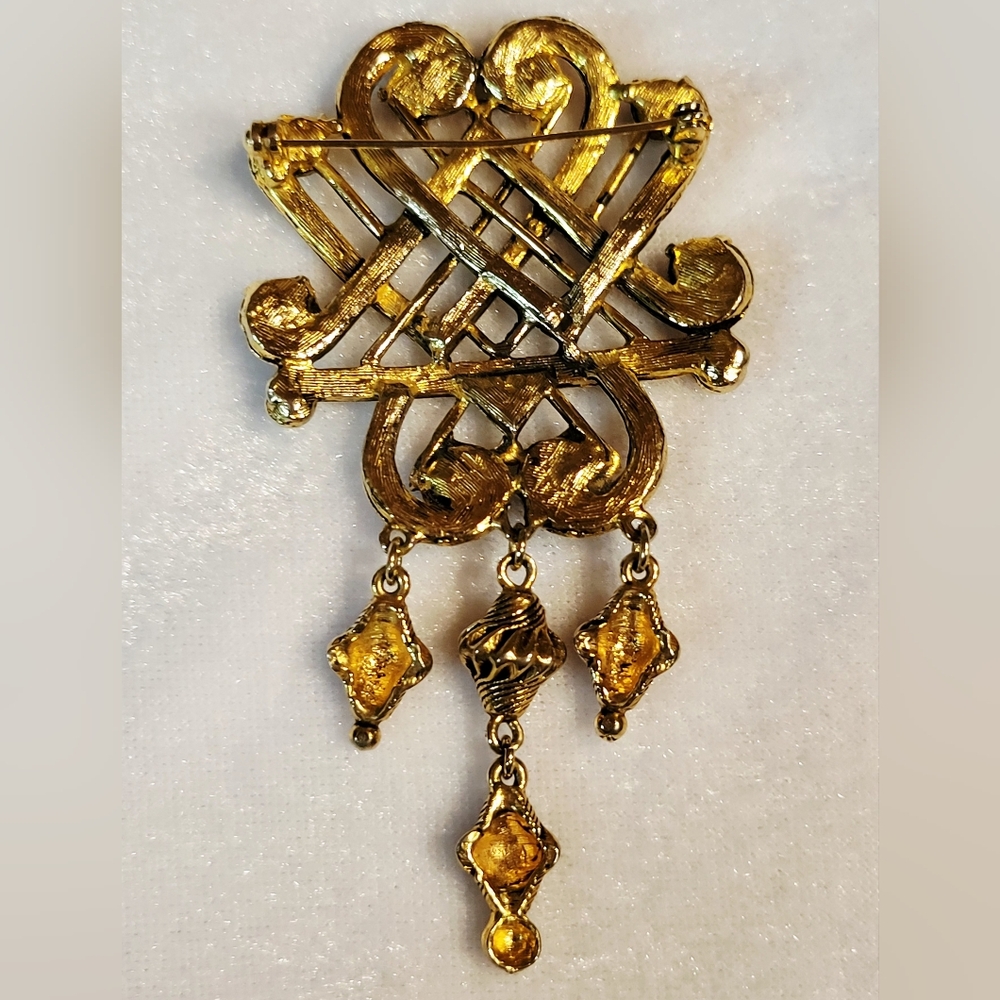 Vintage Florenza Brooch, Renaissance Revival - Picture 2 of 3